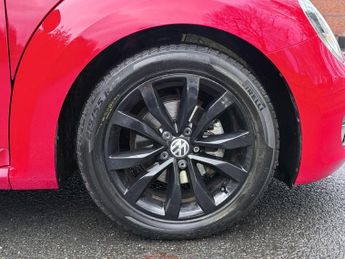 Volkswagen Beetle 2.0 TDI Design DSG Euro 5 3dr