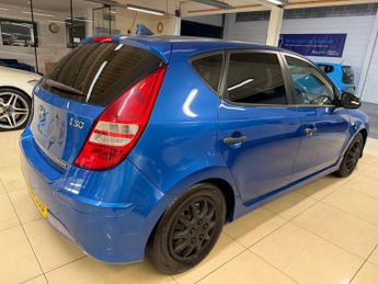 Hyundai i30 1.6 CRDi Classic Euro 4 5dr