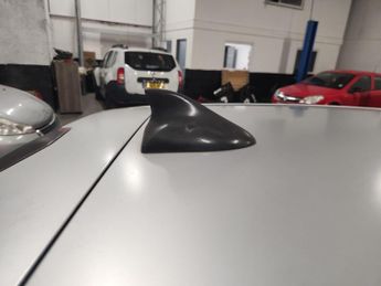 Vauxhall Corsa 1.4i 16v Design 5dr (a/c)