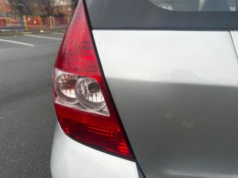 Honda Jazz 1.4 i-DSI SE Hatchback 5dr Petrol CVT-7 (139 g/km, 82 bhp)