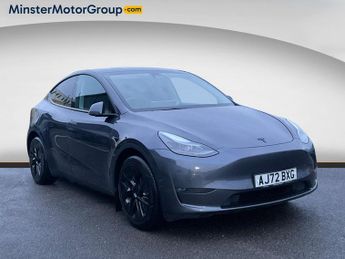 Tesla Model Y LONG RANGE AWD