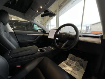 Tesla Model 3 STANDARD RANGE +