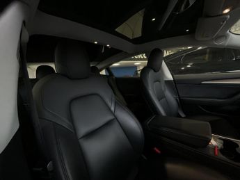 Tesla Model 3 STANDARD RANGE +