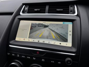 Jaguar E-PACE 2.0 D180 R-Dynamic SE Auto AWD Euro 6 (s/s) 5dr