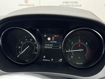 Jaguar E-PACE 2.0 D180 R-Dynamic SE Auto AWD Euro 6 (s/s) 5dr