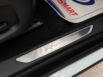 Jaguar E-PACE 2.0 D180 R-Dynamic SE Auto AWD Euro 6 (s/s) 5dr