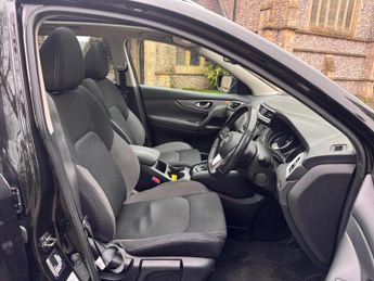 Nissan Qashqai 1.7 dCi N-Connecta CVT 4WD Euro 6 (s/s) 5dr