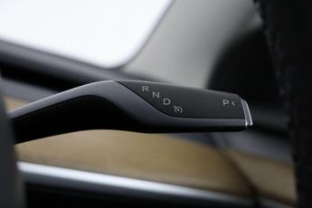 Tesla Model 3 (Dual Motor) Long Range Auto 4WDE 4dr