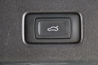 Audi Q4 e-tron 40 S line Auto 5dr 82kWh