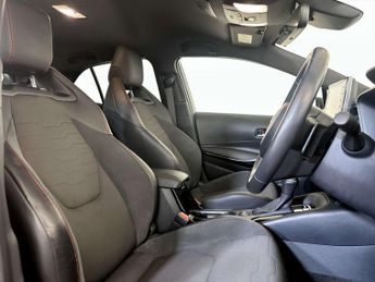 Toyota Corolla 2.0 VVT-h Excel Hatchback 5dr Petrol Hybrid CVT Euro 6 (s/s) (18