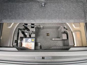 Peugeot E-2008 50kWh GT Premium Auto 5dr (7kW Charger)