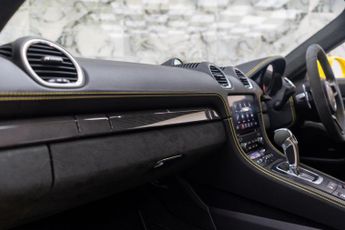 Porsche 718 Cayman 4.0 GT4 PDK Euro 6 (s/s) 2dr