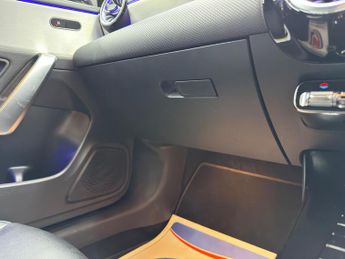 Mercedes-Benz CLA 1.3 CLA180 AMG Line (Executive) Coupe 7G-DCT Euro 6 (s/s) 4dr