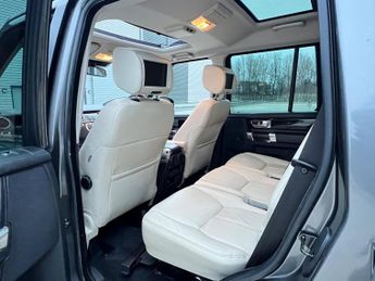 Land Rover Discovery 4 3.0 SD V6 HSE Luxury Auto 4WD Euro 5 (s/s) 5dr