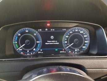 Volkswagen Golf 1.4 TSI 8.7kWh GTE Advance DSG Euro 6 (s/s) 5dr