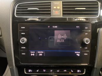 Volkswagen Golf 1.4 TSI 8.7kWh GTE Advance DSG Euro 6 (s/s) 5dr