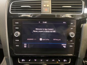 Volkswagen Golf 1.4 TSI 8.7kWh GTE Advance DSG Euro 6 (s/s) 5dr