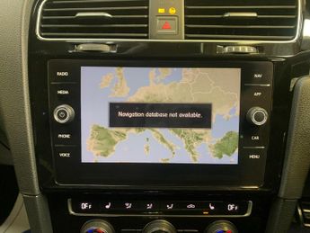 Volkswagen Golf 1.4 TSI 8.7kWh GTE Advance DSG Euro 6 (s/s) 5dr