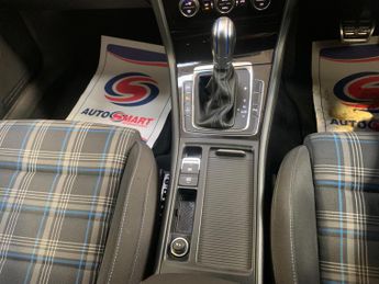 Volkswagen Golf 1.4 TSI 8.7kWh GTE Advance DSG Euro 6 (s/s) 5dr