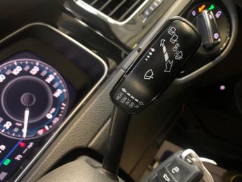 Volkswagen Golf 1.4 TSI 8.7kWh GTE Advance DSG Euro 6 (s/s) 5dr