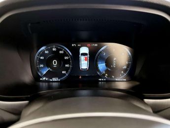 Volvo V90 2.0 D4 Momentum Estate 5dr Diesel Auto Euro 6 (s/s) (190 ps)