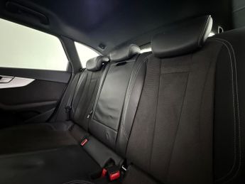 Audi A4 Avant 2.0 TDI 30 S line S Tronic Euro 6 (s/s) 5dr