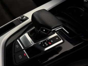 Audi A4 Avant 2.0 TDI 30 S line S Tronic Euro 6 (s/s) 5dr