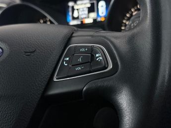 Ford Grand C-Max 1.5 TDCi Titanium Powershift Euro 6 (s/s) 5dr (Nav)