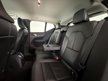 Volvo XC40 1.5h T4 Recharge 10.7kWh Inscription Auto Euro 6 (s/s) 5dr