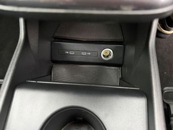 Audi Q4 e-tron 40 S line Auto 5dr 82kWh