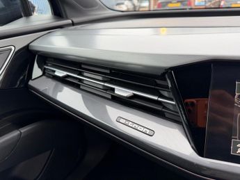 Audi Q4 e-tron 40 S line Auto 5dr 82kWh