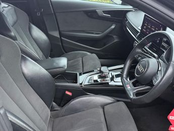 Audi A4 Avant 2.0 TFSI 35 Black Edition S Tronic Euro 6 (s/s) 5dr