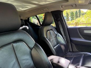 Volvo XC40 2.0 B4 MHEV Ultimate DCT Auto Euro 6 (s/s) 5dr