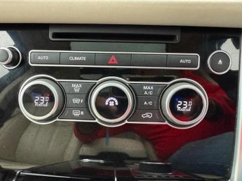 Land Rover Range Rover 4.4 SD V8 Vogue Auto 4WD Euro 6 (s/s) 5dr