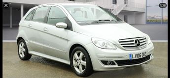 Mercedes-Benz B Class 2.0 B200 SE CVT 5dr