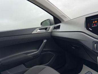 Volkswagen Polo 1.0 TSI SE DSG Euro 6 (s/s) 5dr
