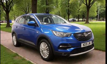 Vauxhall Grandland 1.2 Turbo Tech Line Nav Auto Euro 6 (s/s) 5dr