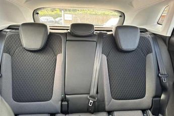 Vauxhall Grandland X 1.2 Turbo Tech Line Nav Auto Euro 6 (s/s) 5dr