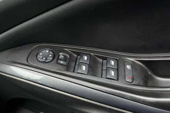 Vauxhall Grandland X 1.2 Turbo Tech Line Nav Auto Euro 6 (s/s) 5dr