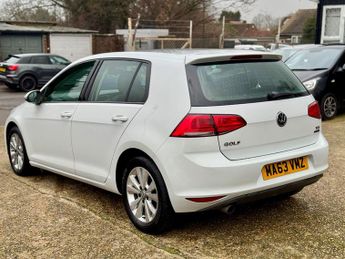 Volkswagen Golf 1.6 TDI BlueMotion Tech SE DSG Euro 5 (s/s) 5dr