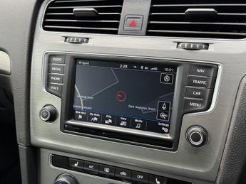 Volkswagen Golf 1.6 TDI BlueMotion Tech Match Edition DSG Euro 6 (s/s) 5dr