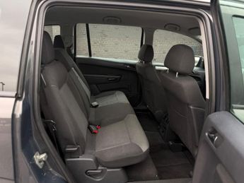 Vauxhall Zafira 1.6 16V Exclusiv Euro 5 5dr