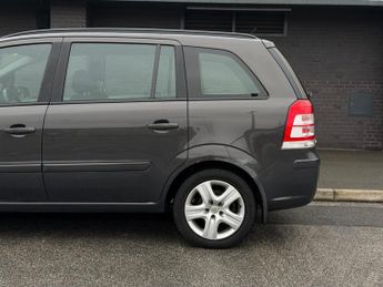 Vauxhall Zafira 1.6 16V Exclusiv Euro 5 5dr