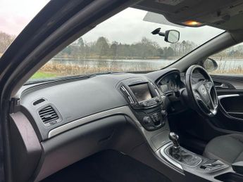 Vauxhall Insignia 2.0 CDTi ecoFLEX Design Nav Euro 5 (s/s) 5dr