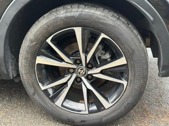 Toyota C-HR 2.0 VVT 13.6kWh Design CVT Euro 6 (s/s) 5dr