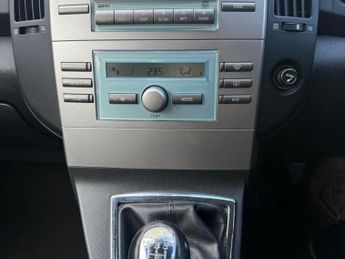 Toyota Corolla Verso 1.8 VVT-i T Spirit 5dr