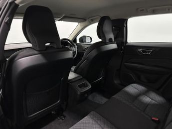 Volvo V60 2.0 B3 MHEV Momentum DCT Auto Euro 6 (s/s) 5dr