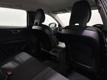 Volvo V60 2.0 B3 MHEV Momentum DCT Auto Euro 6 (s/s) 5dr