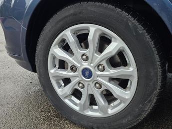 Ford Tourneo Custom 2.0 320 EcoBlue Titanium Auto L2 Euro 6 (s/s) 5dr