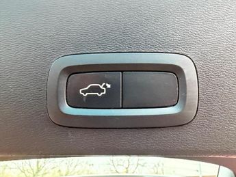 Volvo XC40 2.0 T4 Inscription SUV 5dr Petrol Auto AWD Euro 6 (s/s) (190 ps)